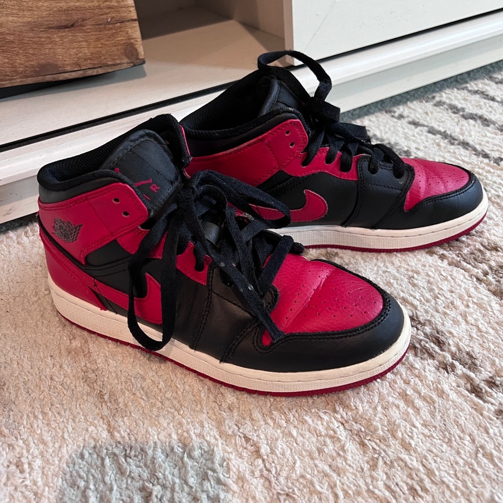 NIKE AIR JORDAN‎ 1